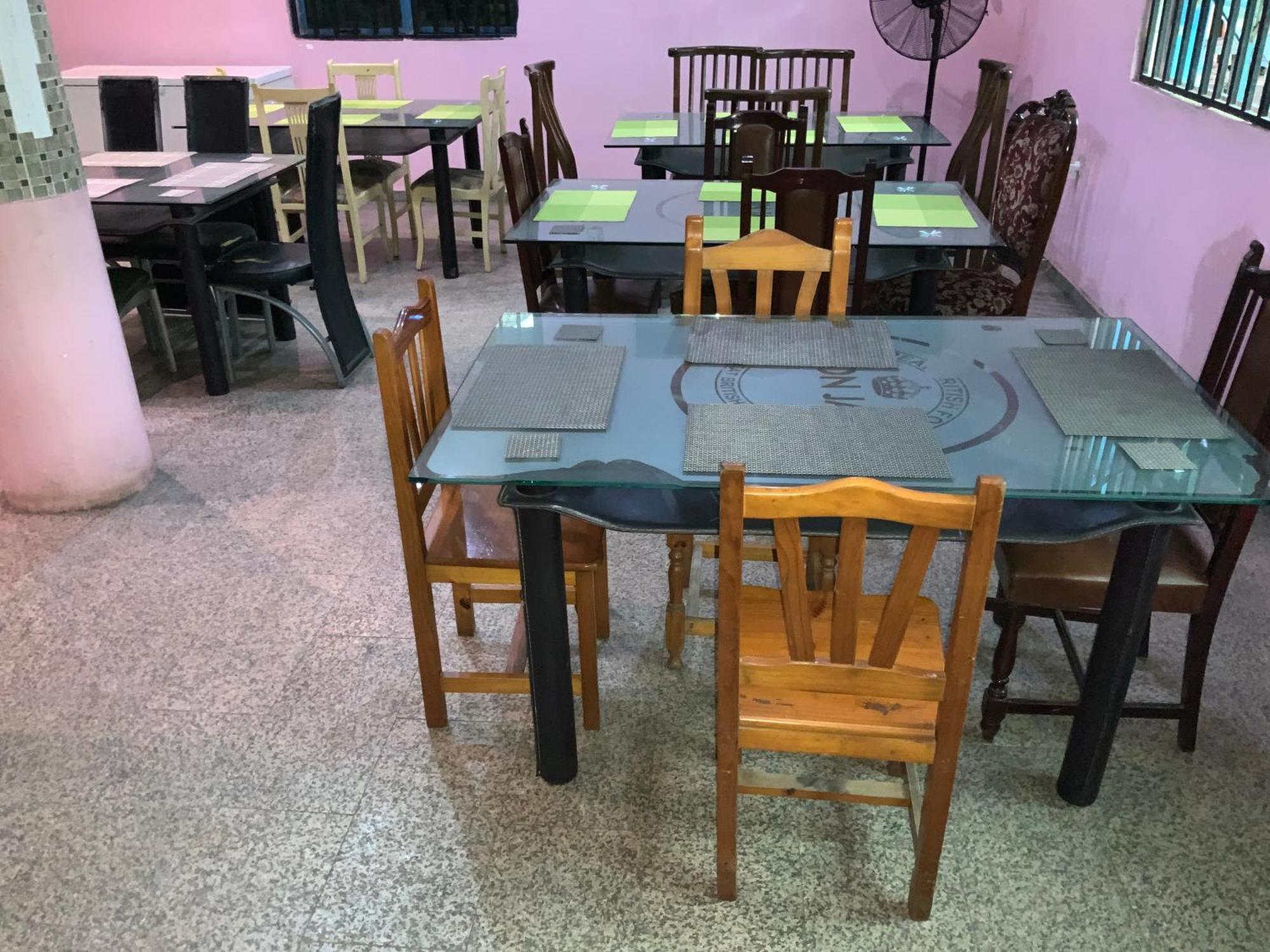 Senators Suites And Towers Hotel Omole 外观 照片